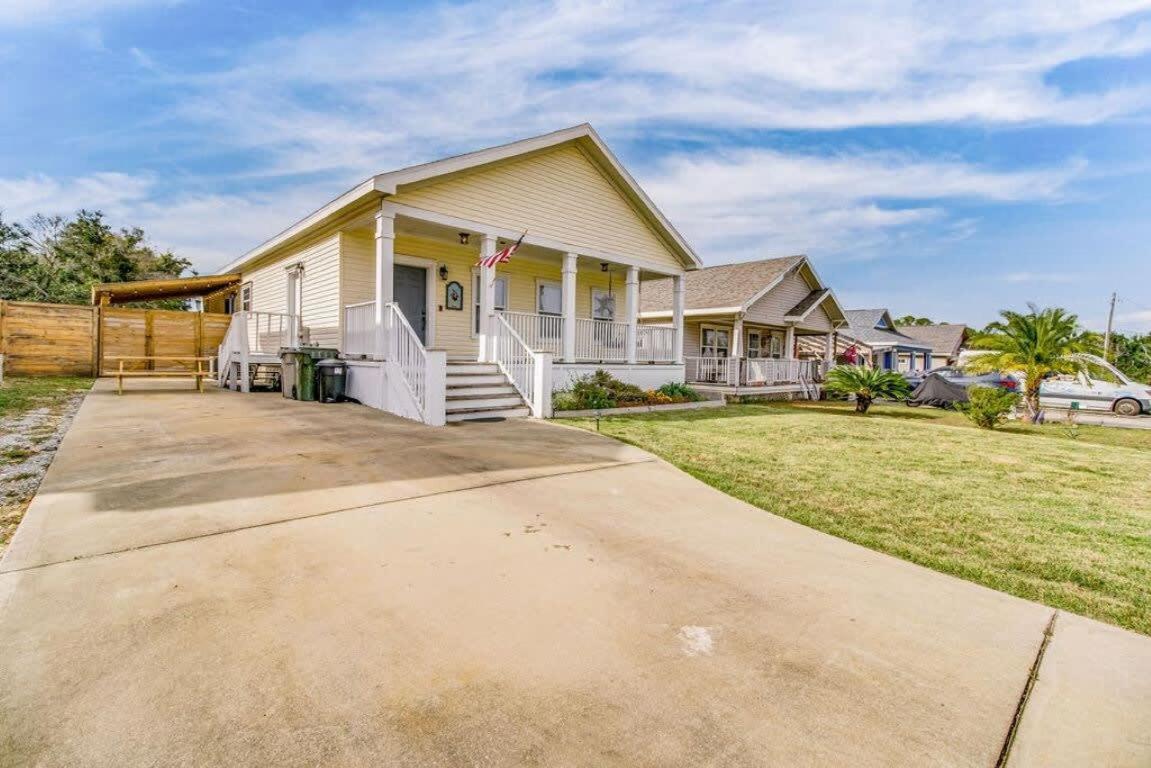 Cam'S Coastal Cottage- Nas Pensacola, Close To Beach Exteriér fotografie