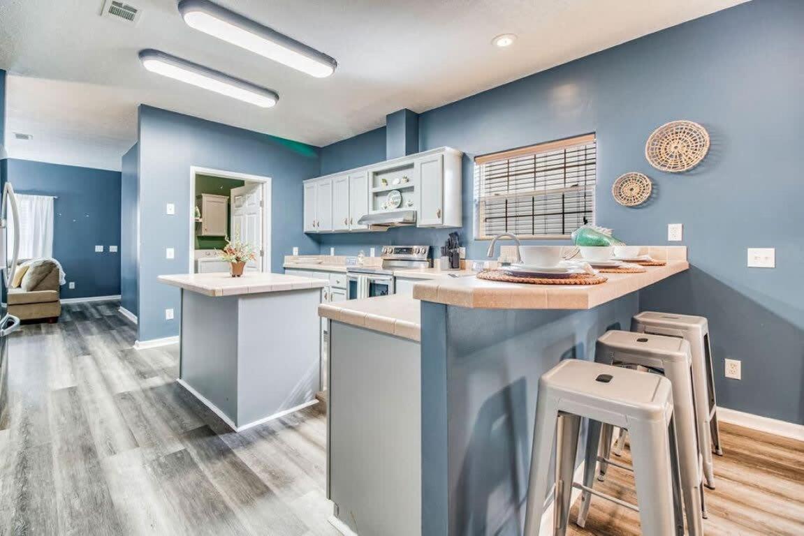 Cam'S Coastal Cottage- Nas Pensacola, Close To Beach Exteriér fotografie