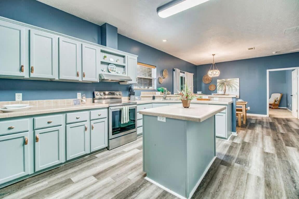 Cam'S Coastal Cottage- Nas Pensacola, Close To Beach Exteriér fotografie
